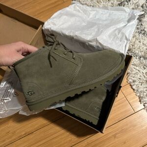 UGG Neumel Boot Burnt Olive Suede Women’s Size 8
